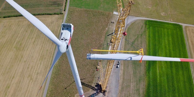 Blattlagertausch Vestas V117 im Windpark Brilon